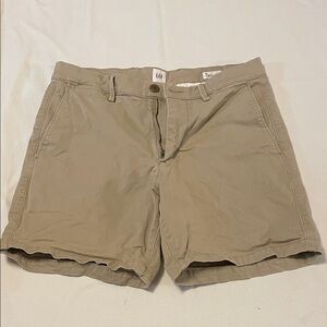 GAP Khaki Everyday Shorts